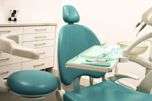 nuestra-clinica-dental-puente-genil-sillon-verde